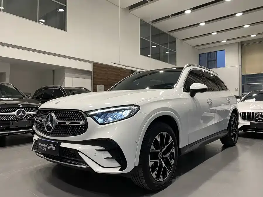 Mercedes-Benz GLC-Class 2024