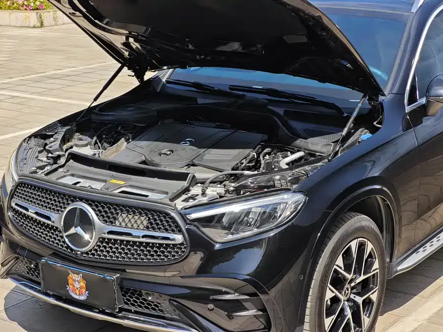 Mercedes-Benz GLC-Class Mercedes-Benz GLC 2024 GLC 260 L 4MATIC luxury 5-seater 2024 — миниатюра 5