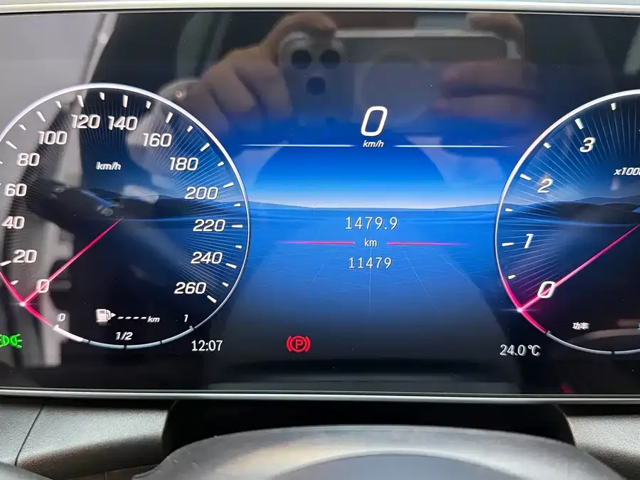Mercedes-Benz GLC-Class Mercedes-Benz GLC 2025 GLC 300 L 4MATIC Dynamic 5-seater 2025 — миниатюра 3