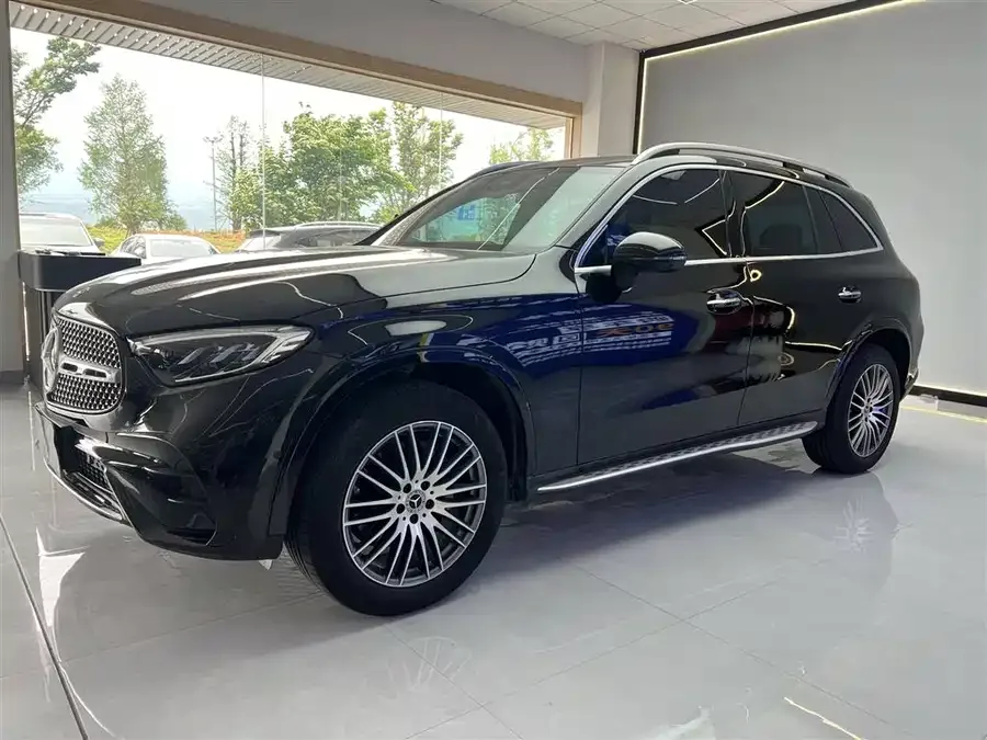 Mercedes-Benz GLC-Class 2024