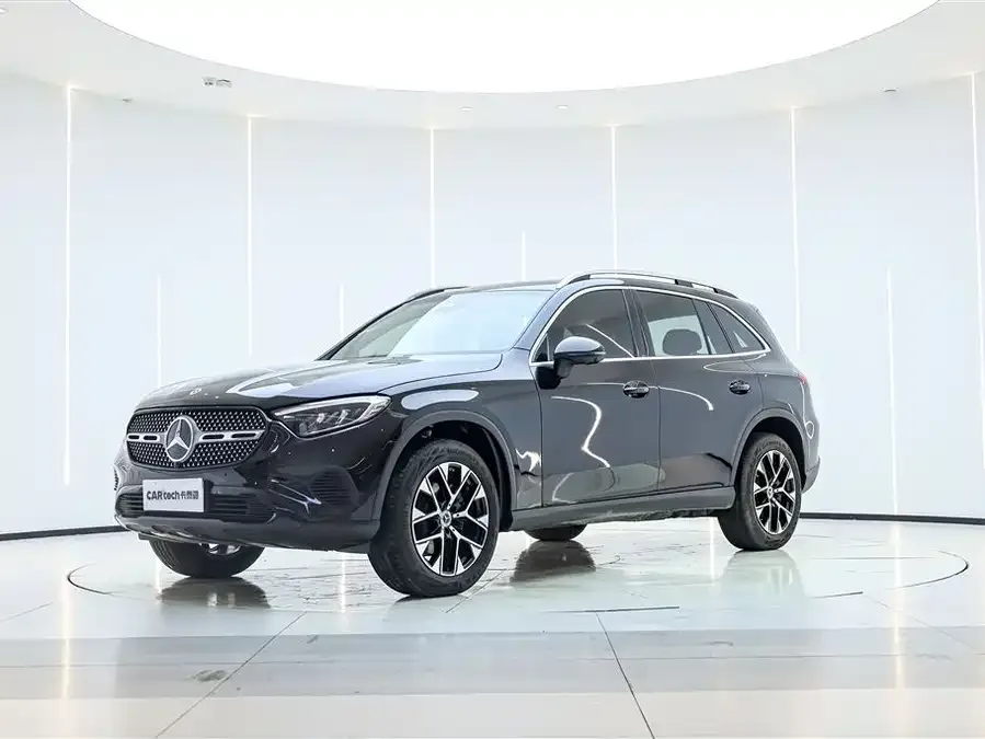 Mercedes-Benz GLC-Class 2025