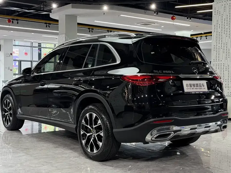 Mercedes-Benz GLC-Class Mercedes-Benz GLC 2025 GLC 260 L 4MATIC Dynamic Edition 2025 — миниатюра 4