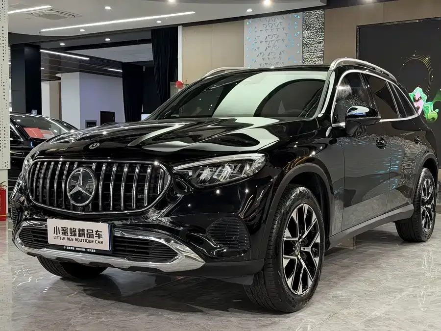 Mercedes-Benz GLC-Class 2025
