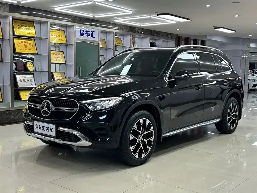 Mercedes-Benz GLC-Class 2024
