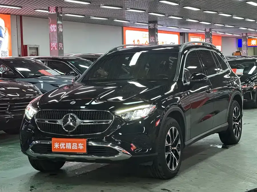 Mercedes-Benz GLC-Class 2025