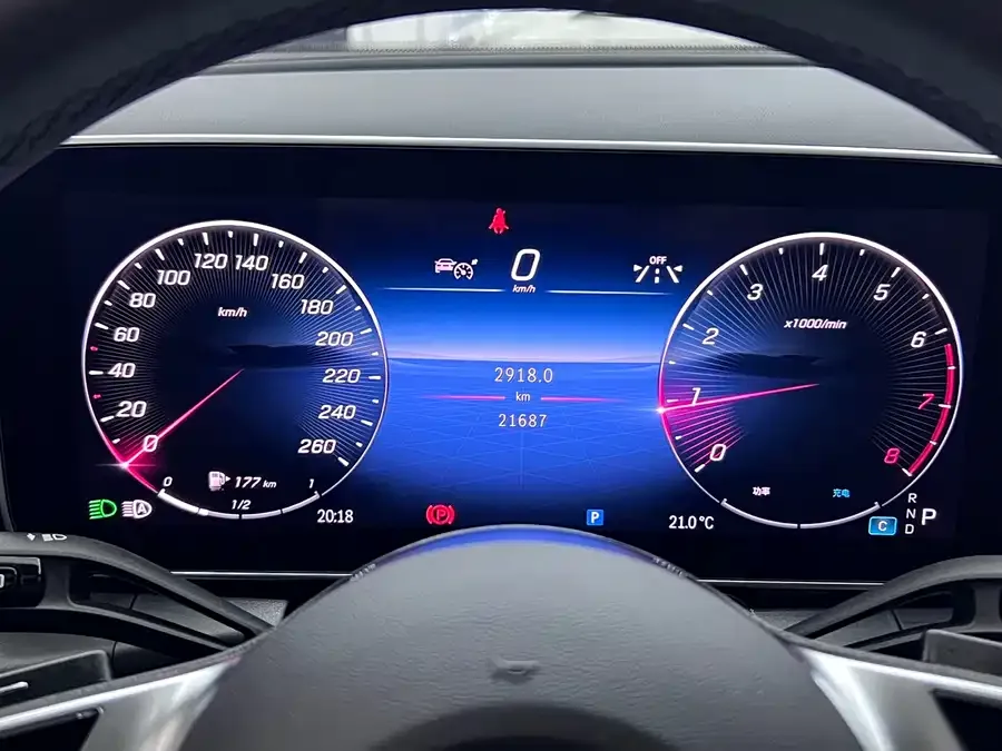 Mercedes-Benz GLC-Class Mercedes-Benz GLC 2024 GLC 260 L 4MATIC dynamic 5-seater 2024 — миниатюра 5
