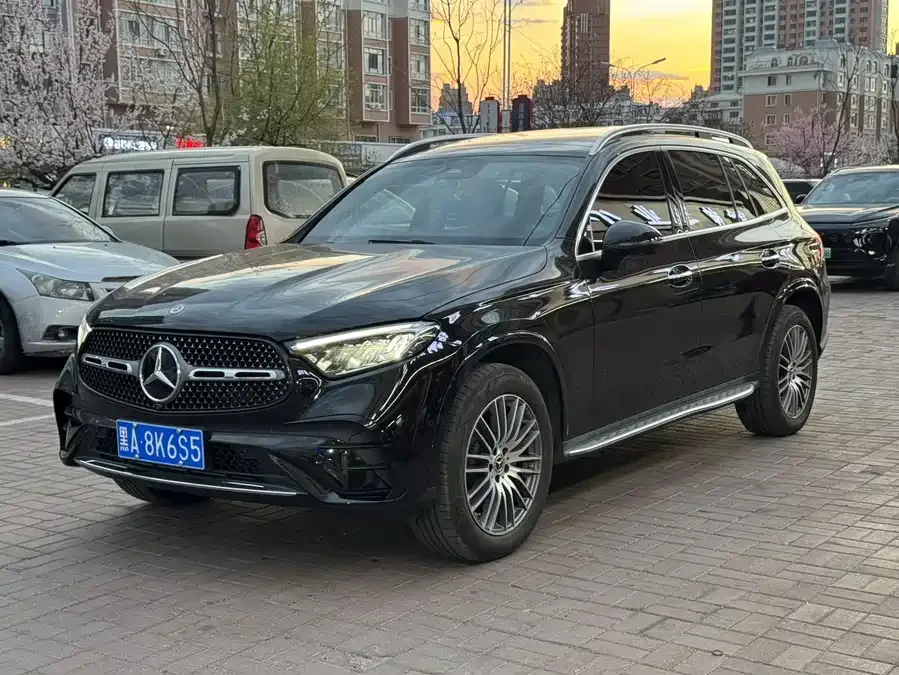 Mercedes-Benz GLC-Class 2024