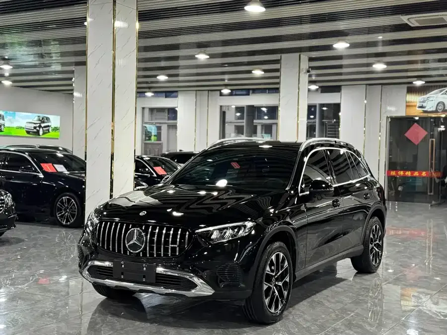 Mercedes-Benz GLC-Class 2023