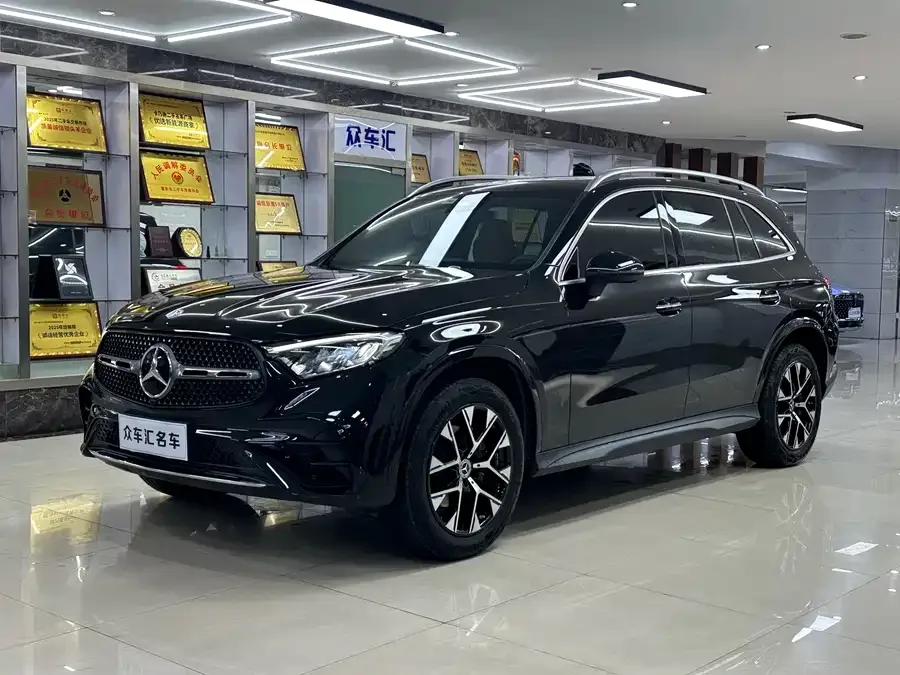 Mercedes-Benz GLC-Class 2024