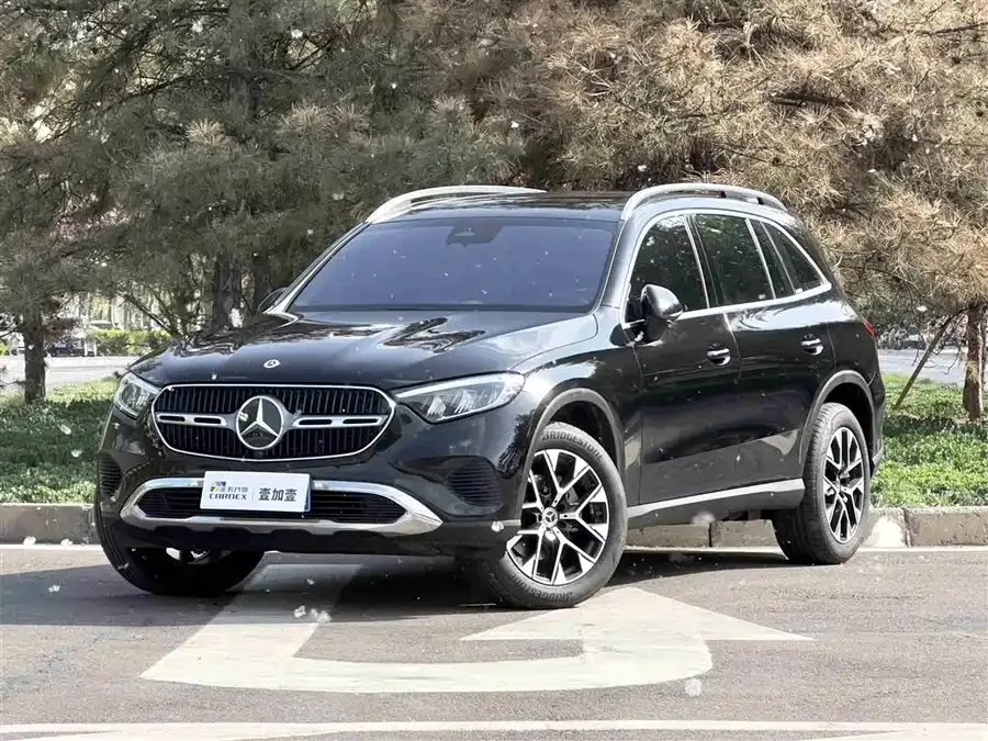 Mercedes-Benz GLC-Class 2024