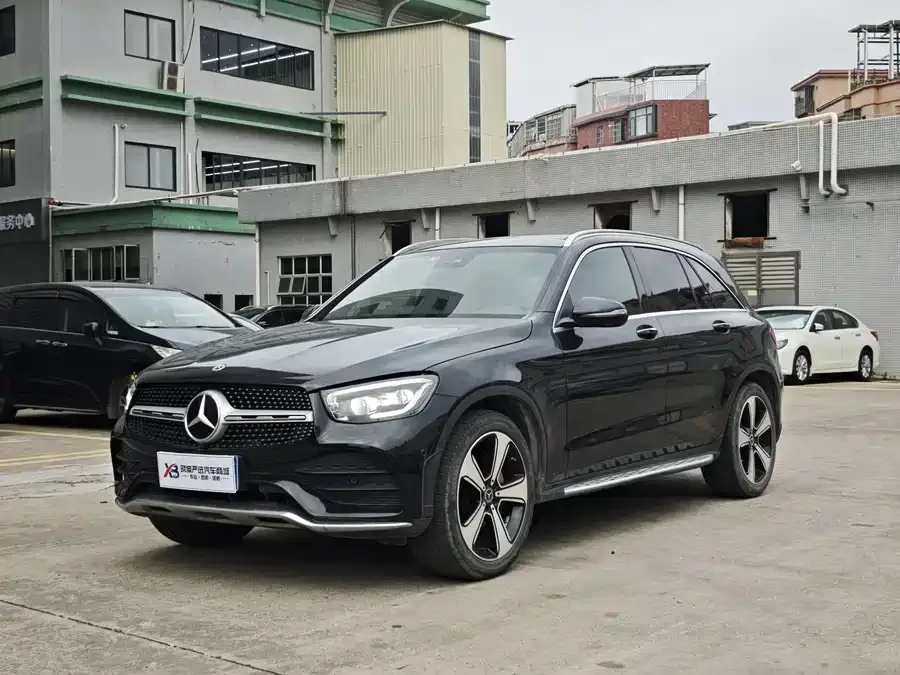 Mercedes-Benz GLC-Class 2023