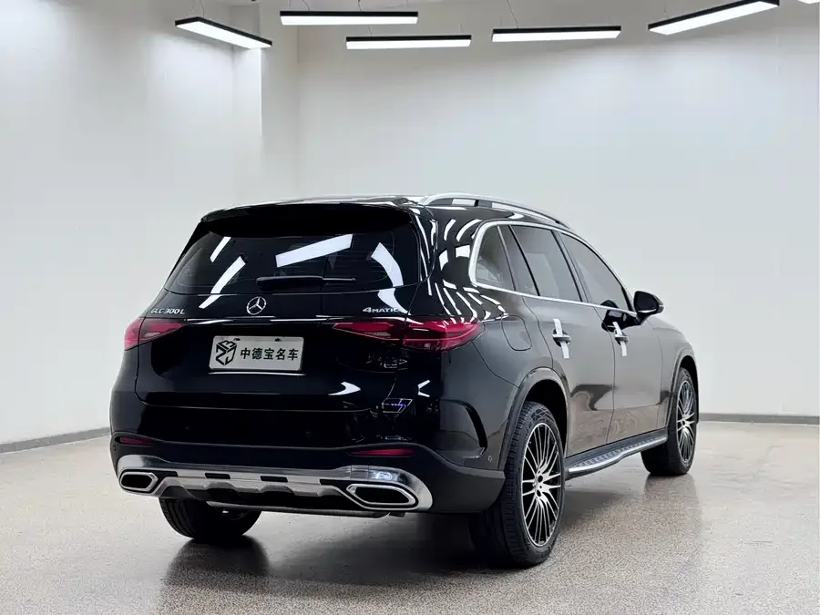 Mercedes-Benz GLC-Class Mercedes-Benz GLC 2024 GLC 300 L 4MATIC luxury 5-seater 2024 — миниатюра 2