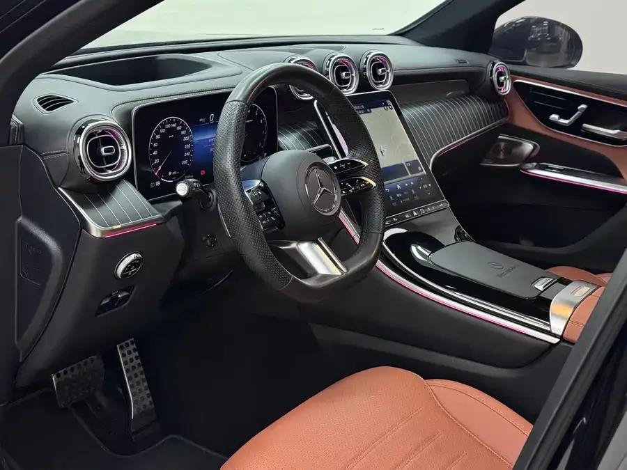 Mercedes-Benz GLC-Class Mercedes-Benz GLC 2024 GLC 300 L 4MATIC luxury 5-seater 2024 — миниатюра 4