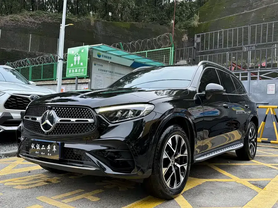 Mercedes-Benz GLC-Class 2024