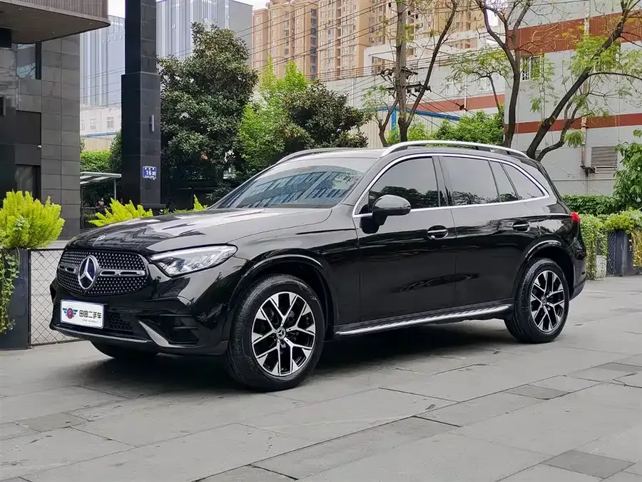 Mercedes-Benz GLC-Class 2024
