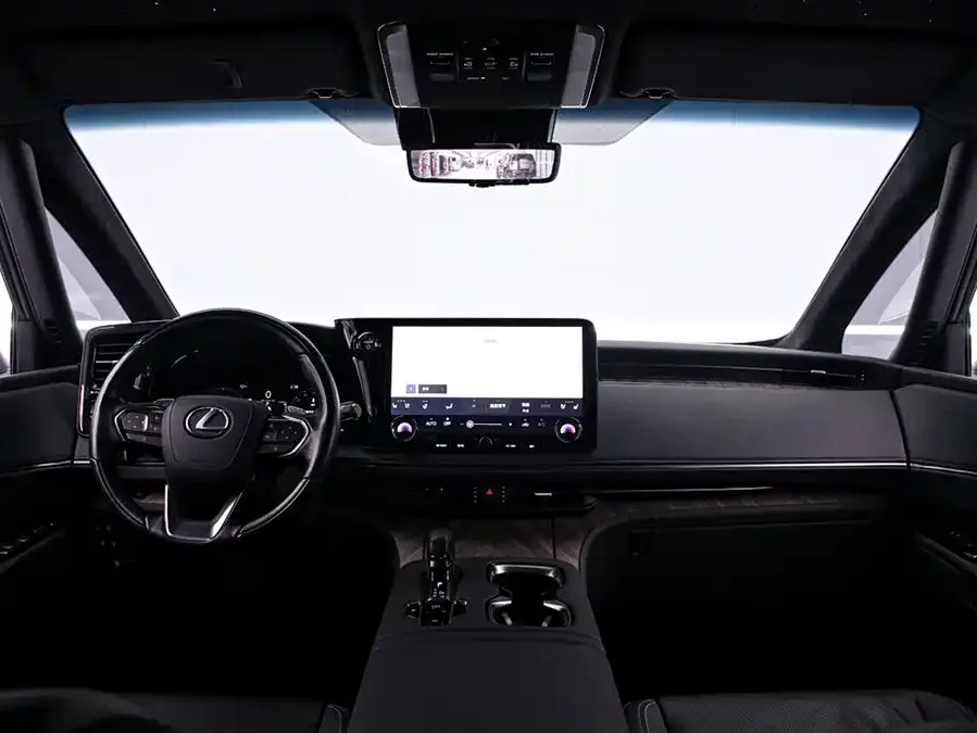 Lexus LM 2023 500h Six-seat Premium Edition 2024 — миниатюра 2