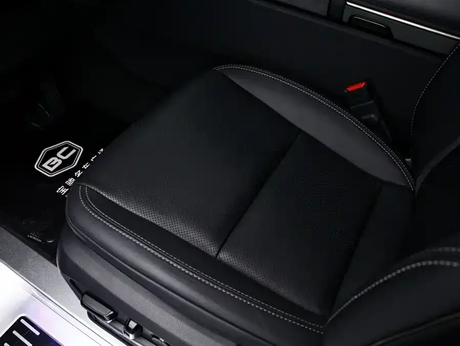 Lexus LM 2023 500h Six-seat Premium Edition 2024 — миниатюра 4
