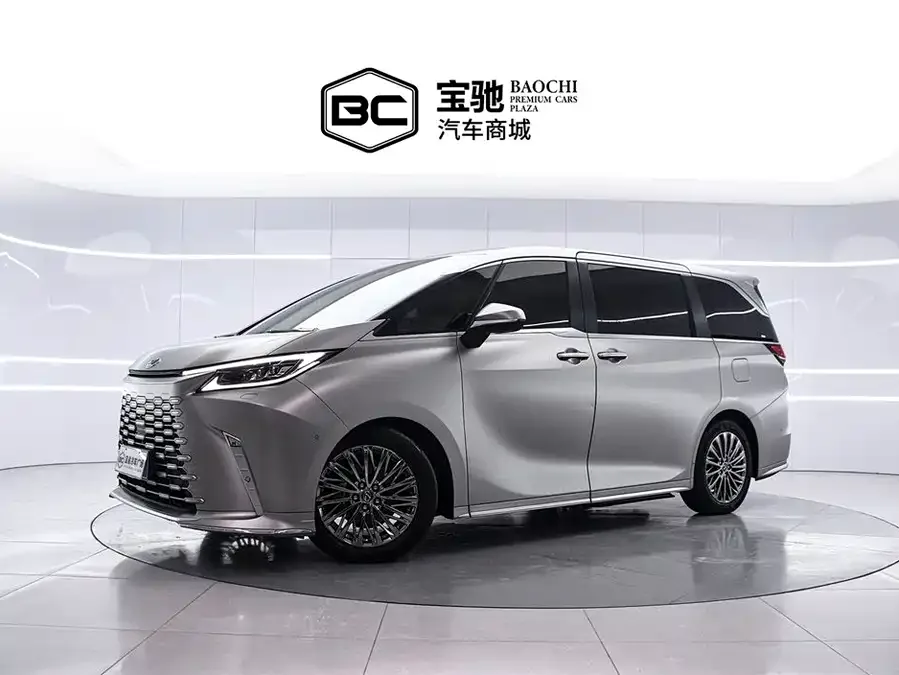 Lexus LM 2024