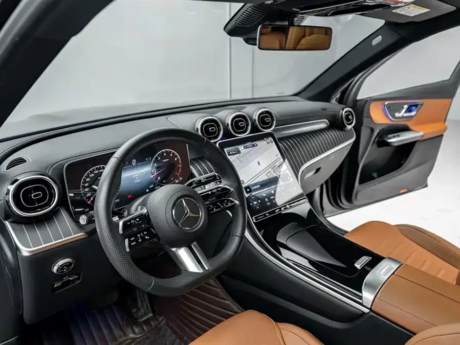 Mercedes-Benz GLC-Class Mercedes-Benz GLC 2023 GLC 260 L 4MATIC luxury 7-seater 2023 — миниатюра 5