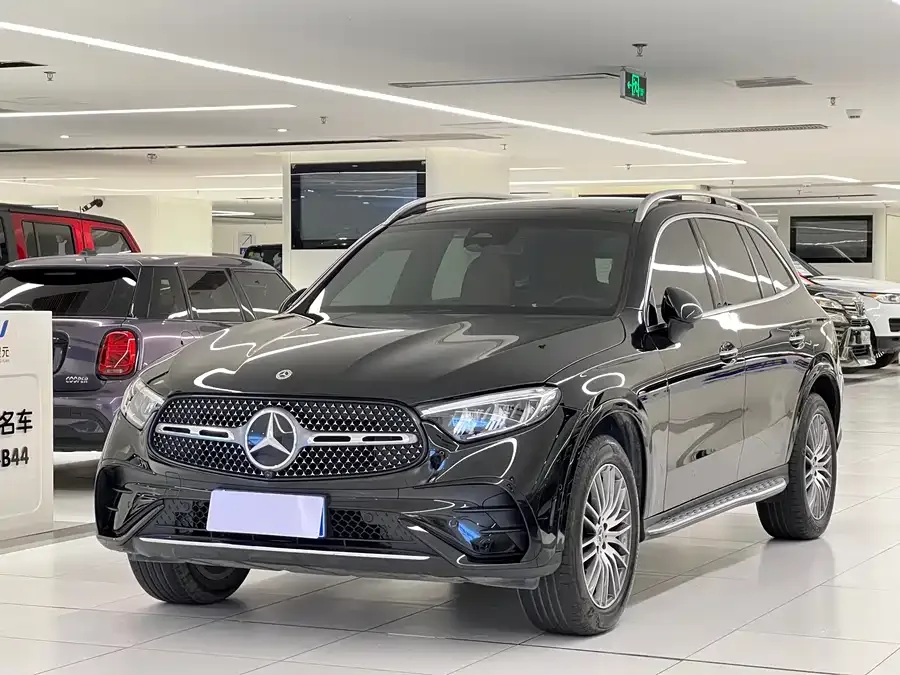 Mercedes-Benz GLC-Class 2024