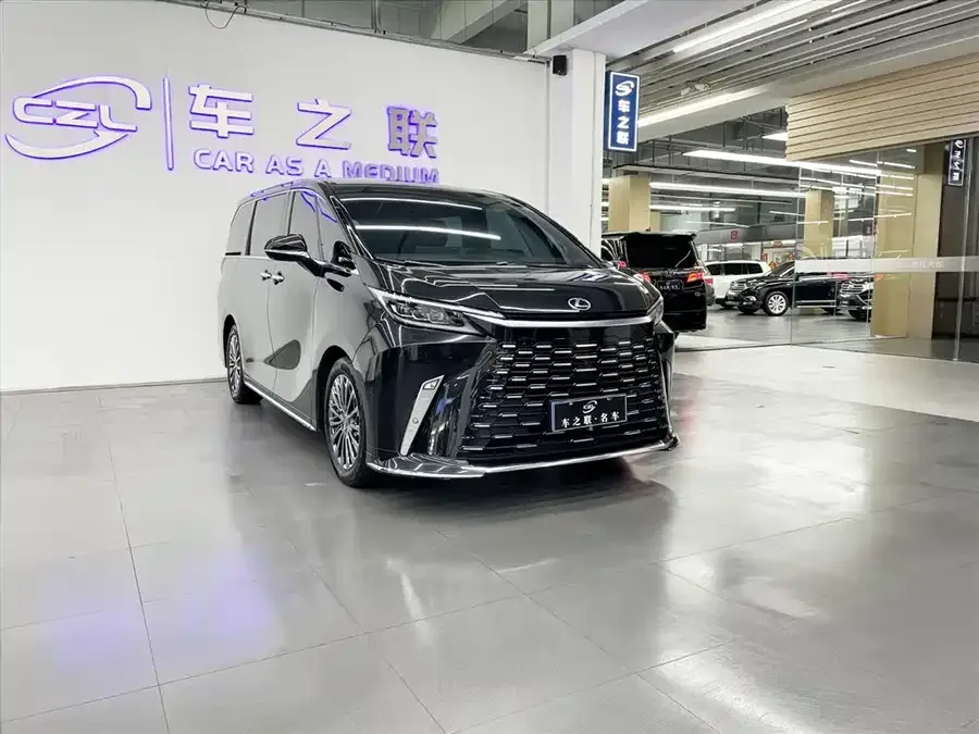 Lexus LM 2024