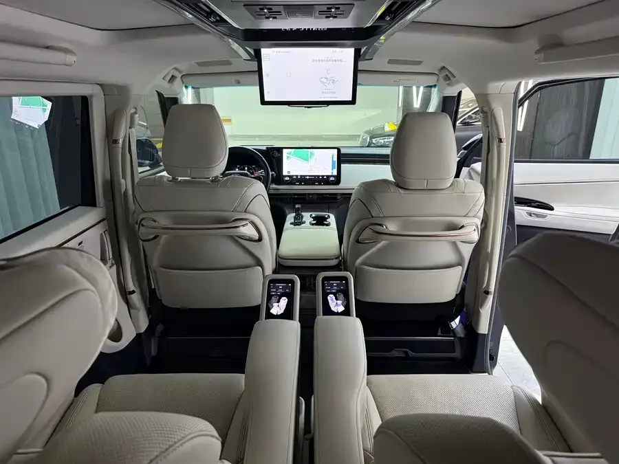 Lexus LM 2023 350h Seven-seat Elegant Edition 2023 — миниатюра 4