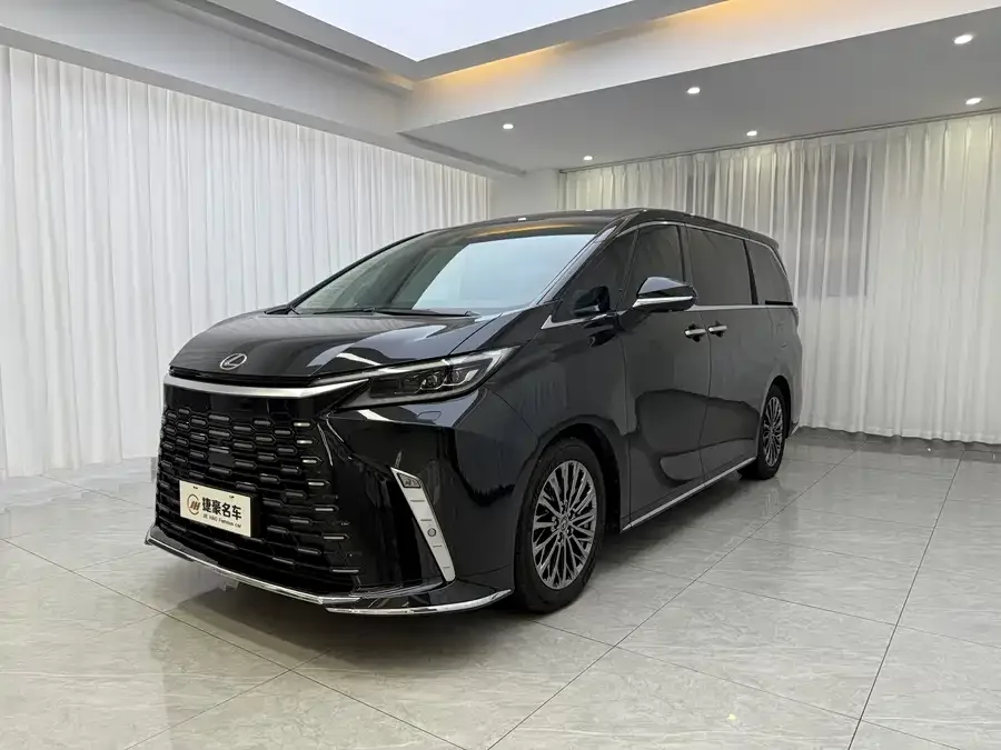 Lexus LM 2023