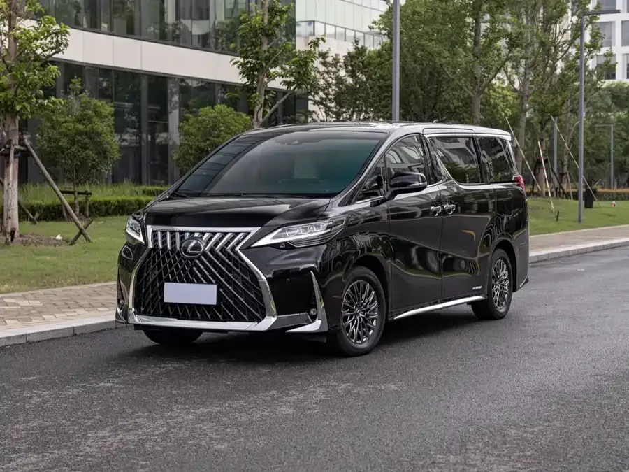 Lexus LM 2022