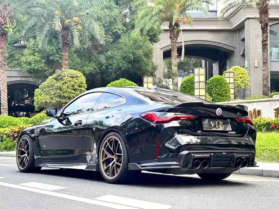 BMW M4 2022 M4 Coupe Thunder Edition 2022 — миниатюра 2
