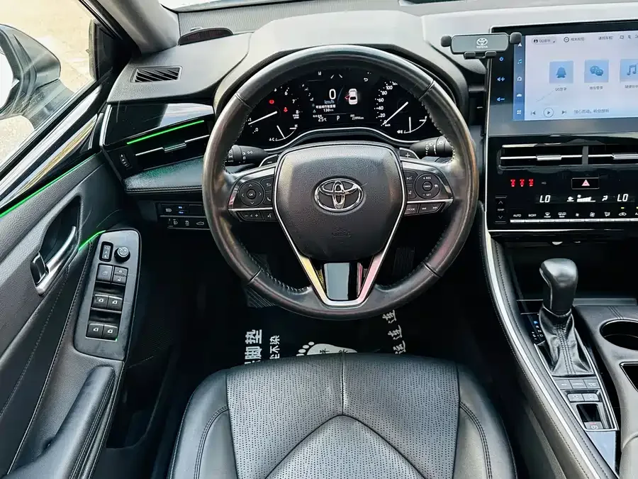 Toyota Avalon Avalon 2023 2.5L Luxury Edition 2024 — миниатюра 5