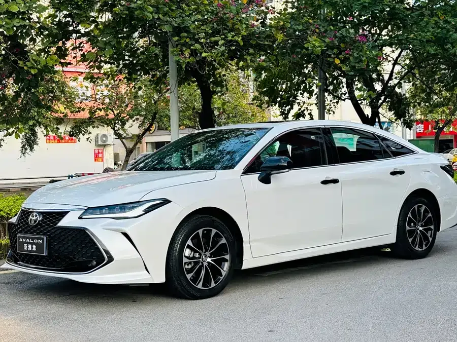 Toyota Avalon 2024