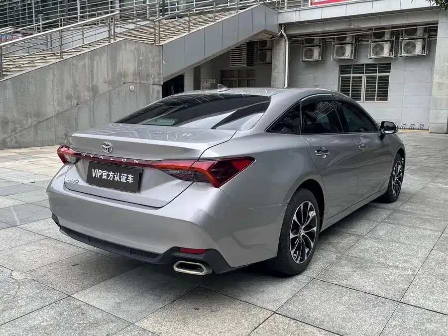 Toyota Avalon Avalon 2023 2.0L Luxury Edition 2023 — миниатюра 2