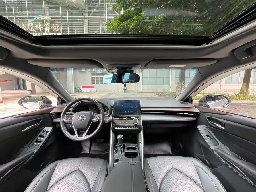 Toyota Avalon Avalon 2023 2.0L Luxury Edition 2023 — миниатюра 3
