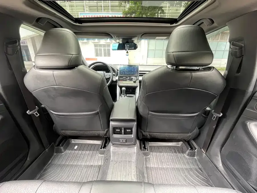 Toyota Avalon Avalon 2023 2.0L Luxury Edition 2023 — миниатюра 5