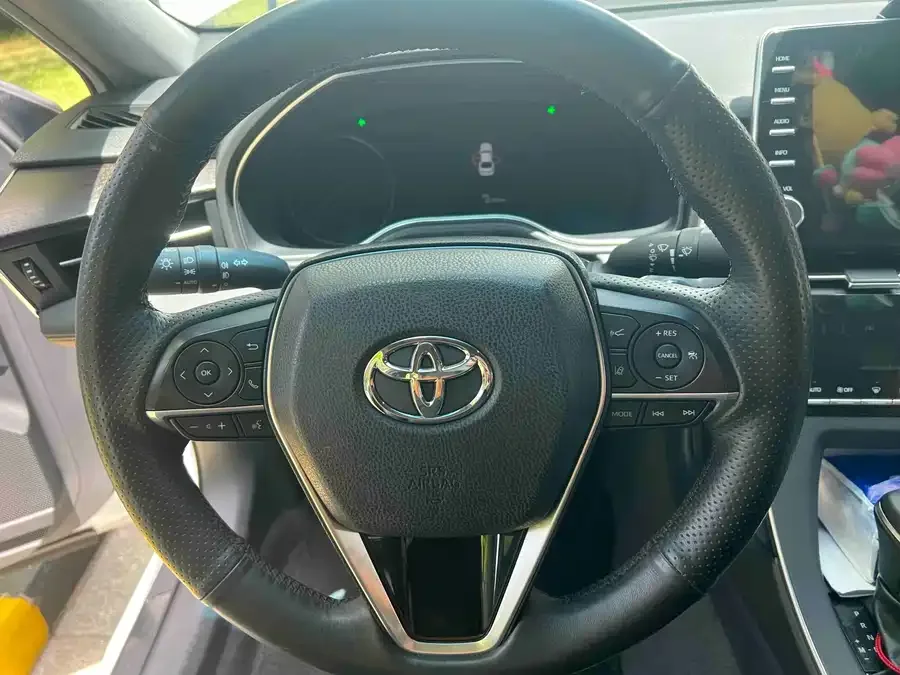 Toyota Avalon 2019 Avalon 2.0L XLE Premium Edition National VI 2022 — миниатюра 2
