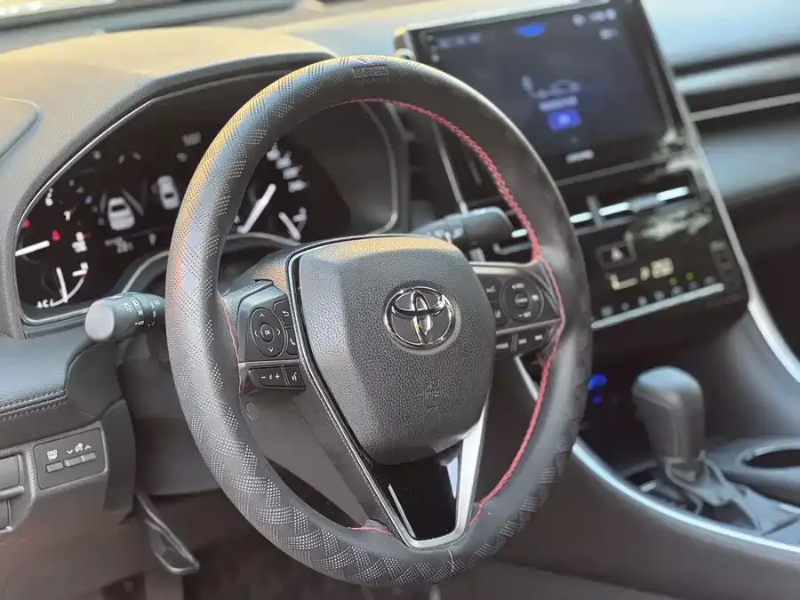 Toyota Avalon Asia Dragon 2022 2.0L Enterprising Edition 2022 — миниатюра 2