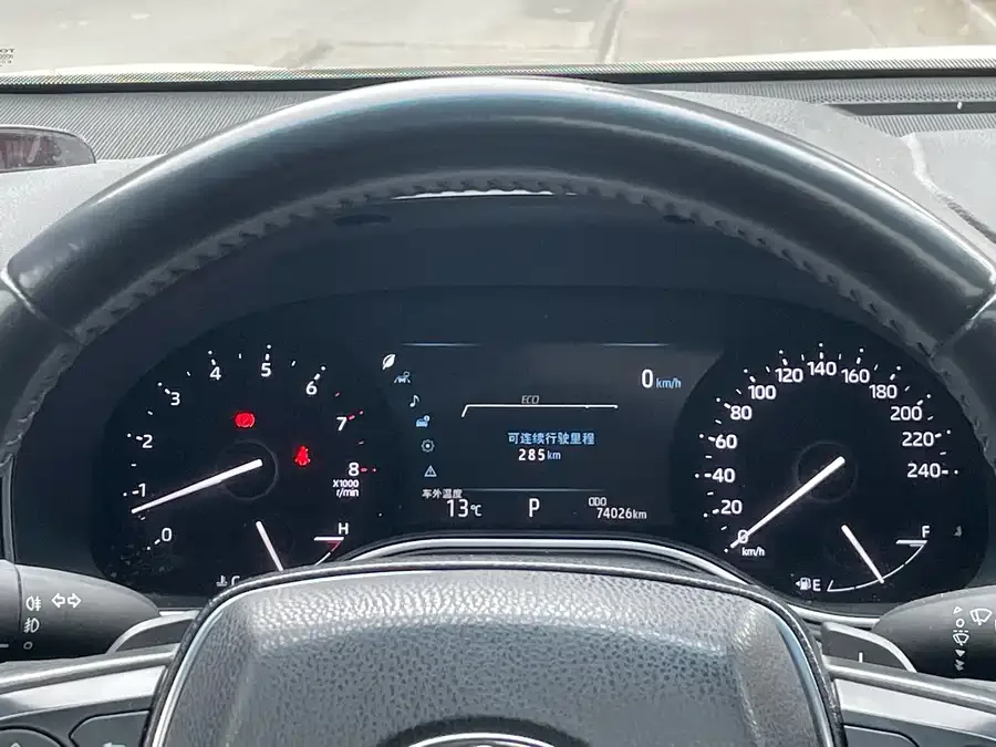 Toyota Avalon Asia Dragon 2021 2.5L Deluxe Edition 2022 — миниатюра 3