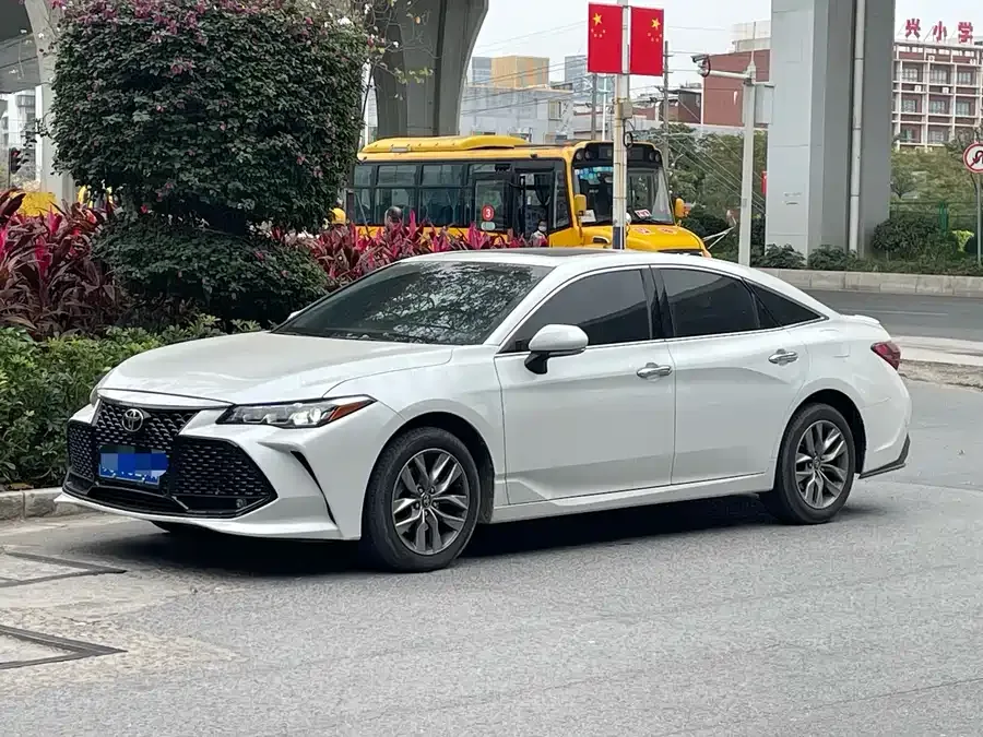 Toyota Avalon 2022
