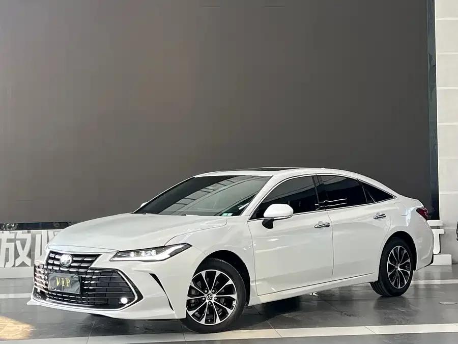 Toyota Avalon Asia Dragon 2022 2.0L Deluxe Edition 2023 — фото 1, купить с доставкой в Москву