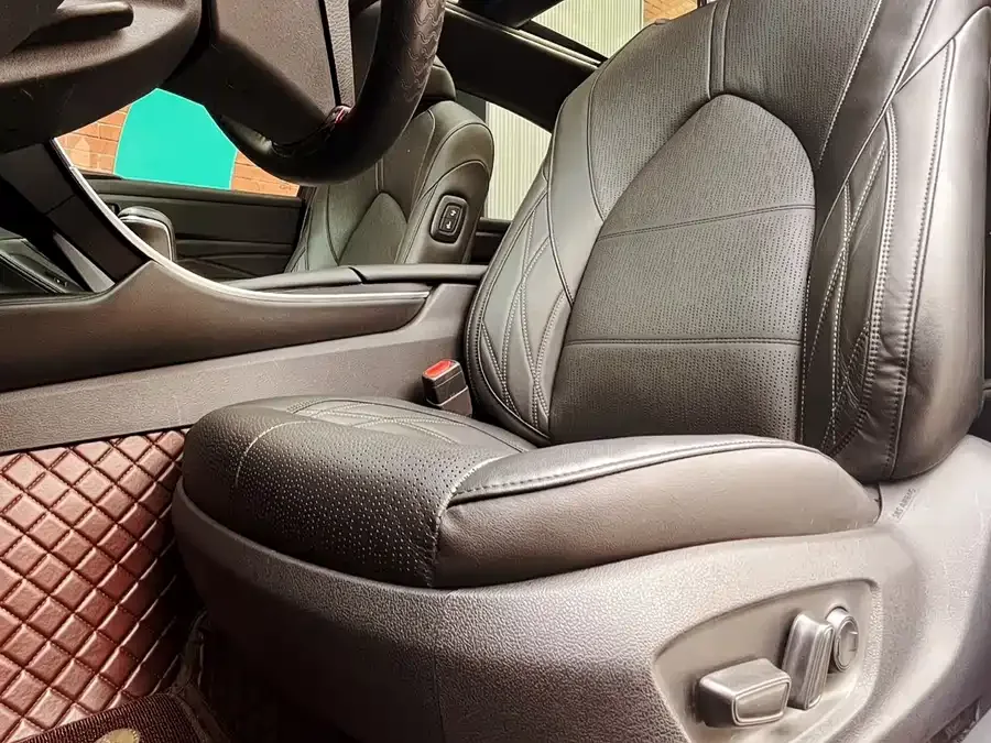 Toyota Avalon 2019 Avalon 2.5L Touring Premium Edition National VI 2022 — миниатюра 3
