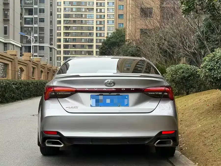 Toyota Avalon Asia Dragon 2021 2.5L Deluxe Edition 2022 — миниатюра 2