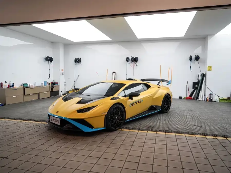 Lamborghini Huracn 2022
