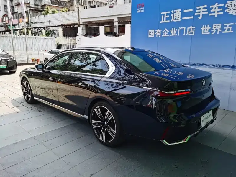 BMW 7 Series BMW 7 Series 2023 740Li Exclusive M Sport Package 2023 — миниатюра 5