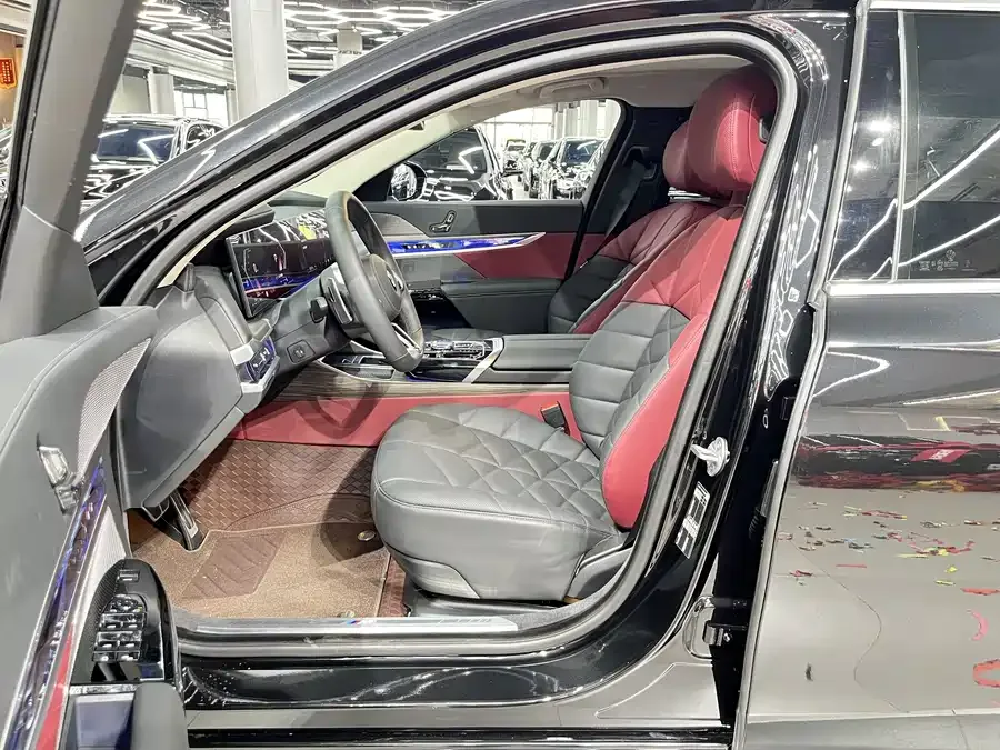 BMW 7 Series BMW 7 Series 2023 735Li M Sport Package 2025 — миниатюра 4