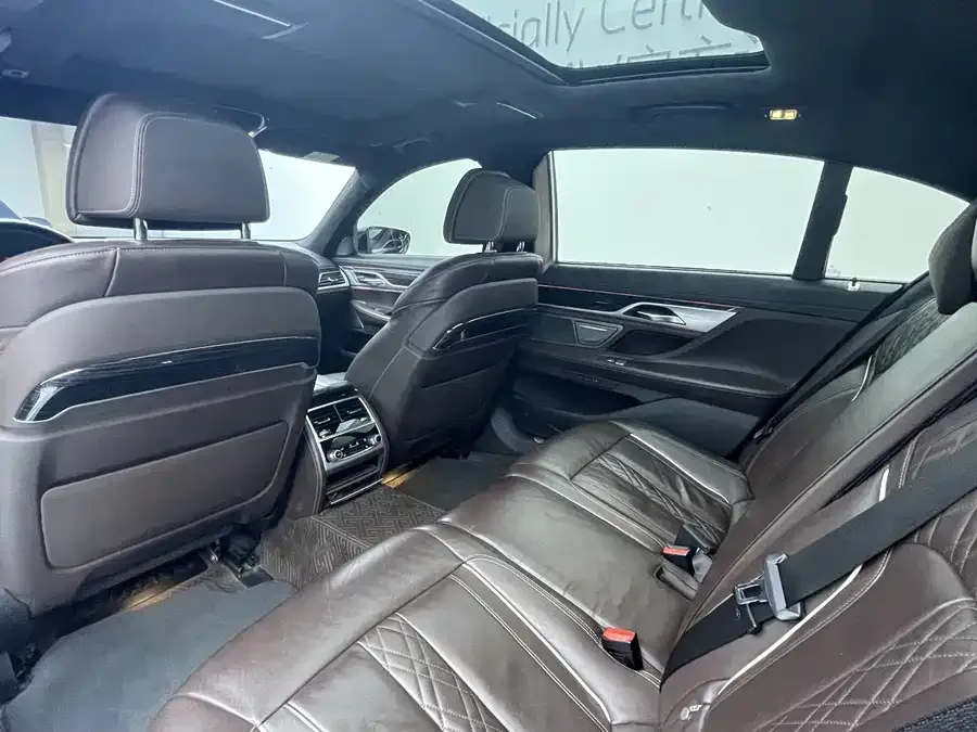 BMW 7 Series BMW 7 Series 2021 730Li M Sport Package 2022 — миниатюра 3
