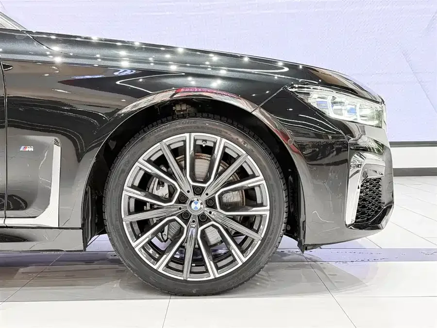 BMW 7 Series BMW 7 Series 2021 740Li xDrive Executive M Sport Package 2023 — миниатюра 2