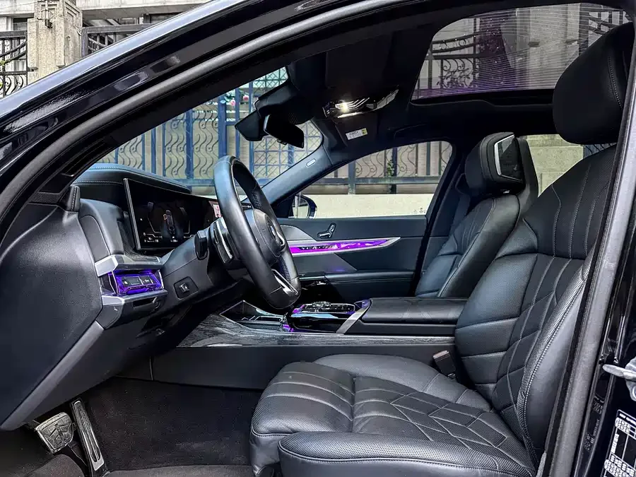 BMW 7 Series BMW 7 Series 2023 740Li Exclusive M Sport Package 2023 — миниатюра 4