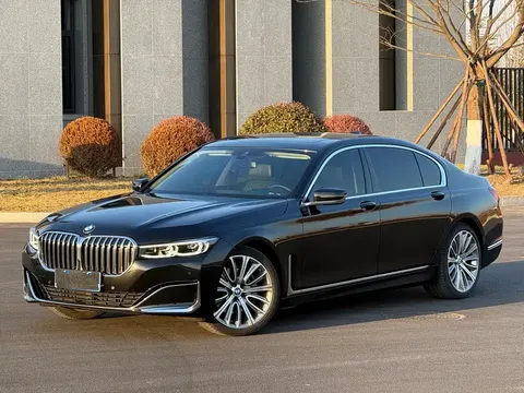 BMW 7 Series 2023 buy in Moscow