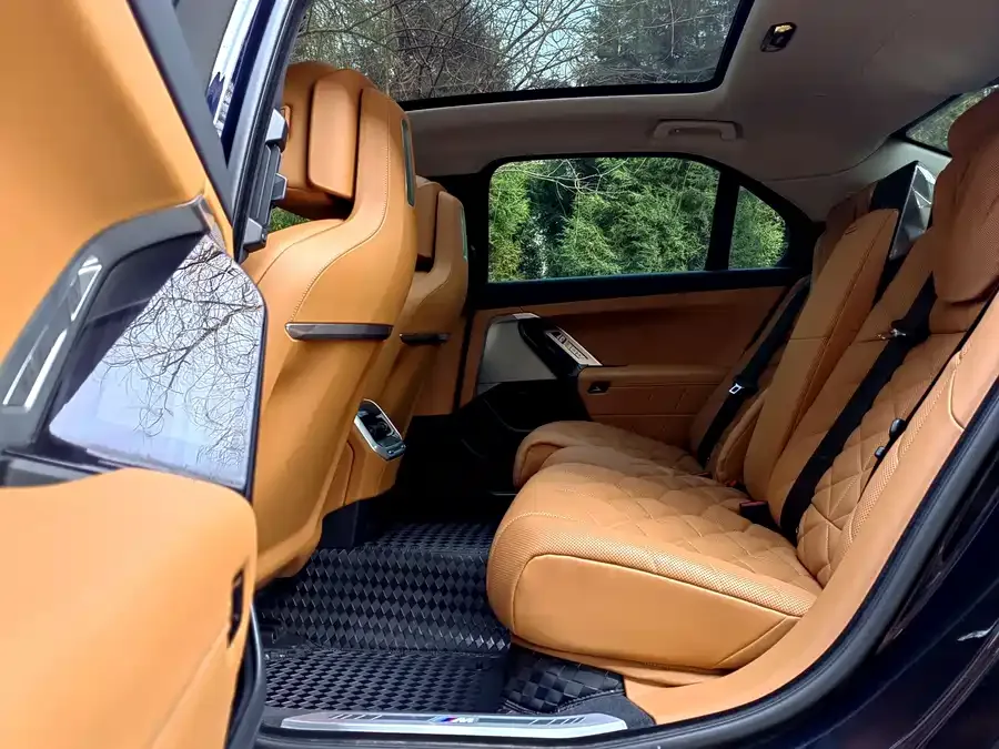 BMW 7 Series BMW 7 Series 2023 735Li M Sport Package 2024 — миниатюра 3