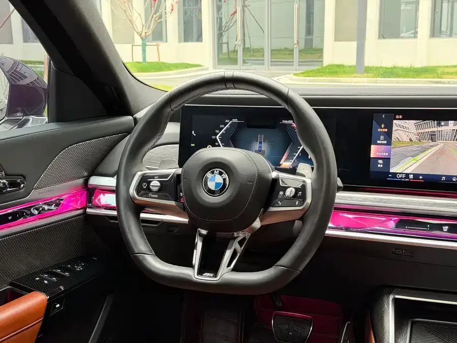 BMW 7 Series BMW 7 Series 2023 740Li Exclusive M Sport Package 2024 — миниатюра 3
